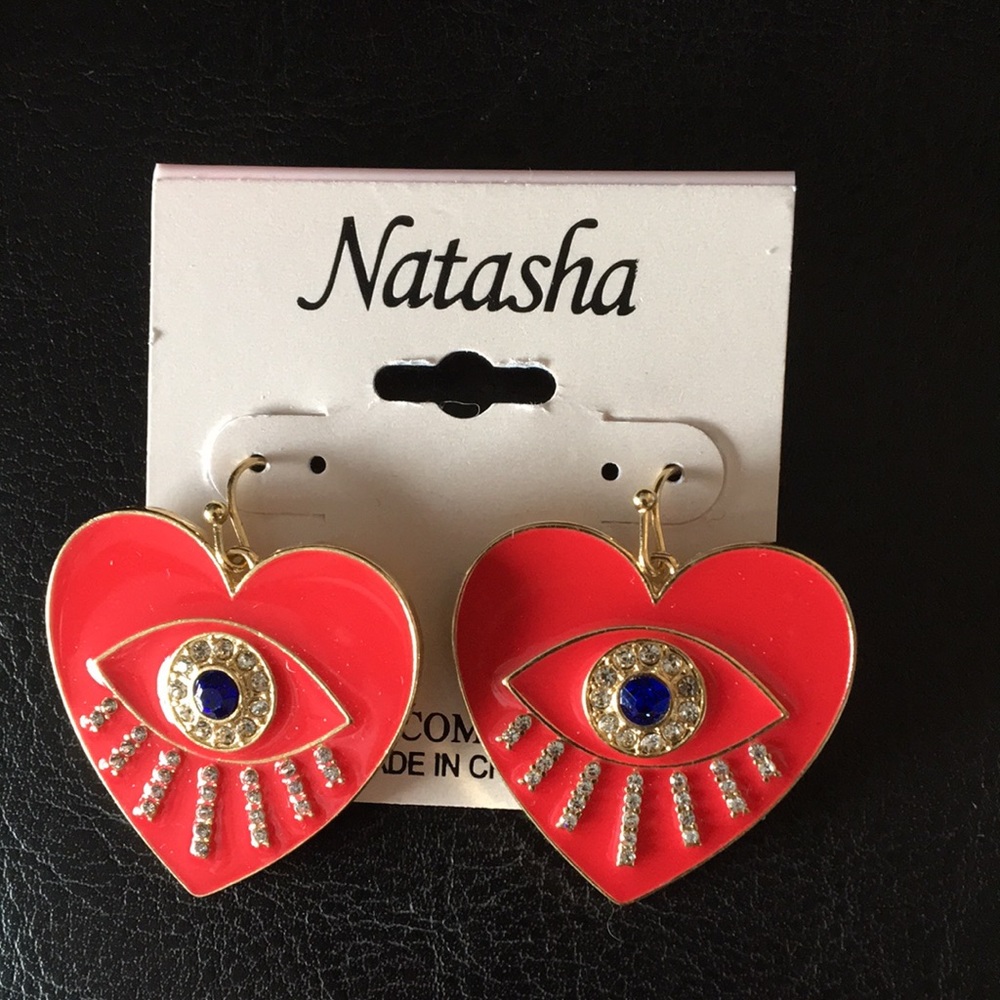 Natasha Red enamel Heart w  Eyes & Lashes